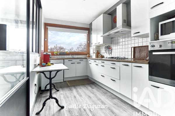 Appartement à vendre 5 pièces 103 m² La Celle-Saint-Cloud