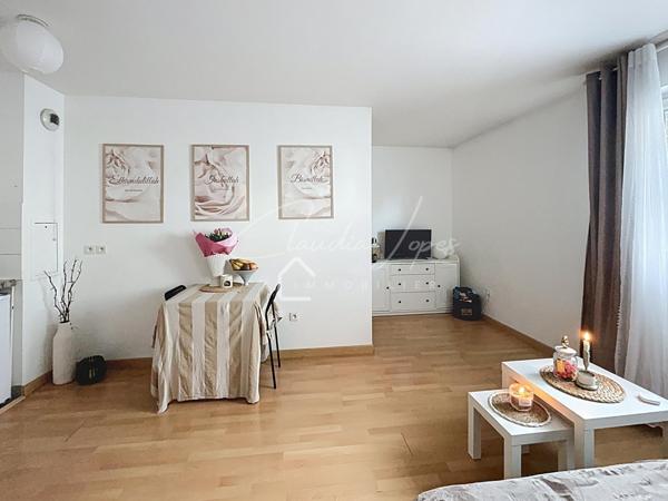 2 PIECES AVEC PARKING