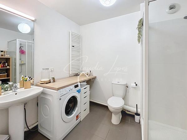 2 PIECES AVEC PARKING