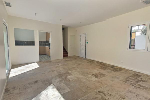 Maison à louer de type 6 pièces avec jardin et piscine à Marseille quartier Saint Barnabé (13012)