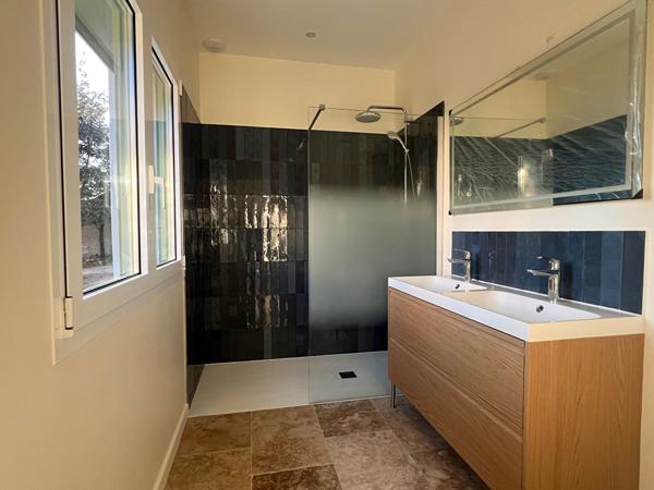 Maison à louer de type 6 pièces avec jardin et piscine à Marseille quartier Saint Barnabé (13012)