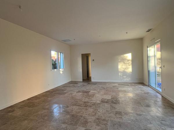 Maison à louer de type 6 pièces avec jardin et piscine à Marseille quartier Saint Barnabé (13012)