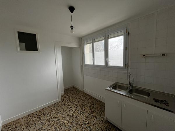 Appartement Angers 4 pièce(s) 66.18m²