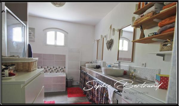 Dpt Ardèche (07), à vendre LE TEIL maison P9 de 236 m² -Vaste terrain boisé-parcelles constructibles