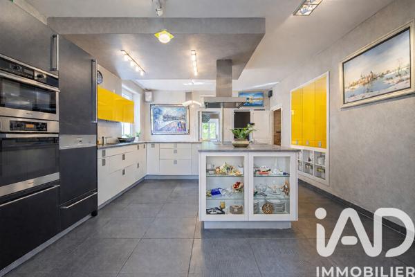 Maison à vendre 11 pièces 450 m² Belleville-sur-Meuse