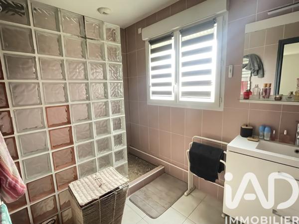 Maison à vendre 8 pièces 235 m² Saint-Léonard-de-Noblat