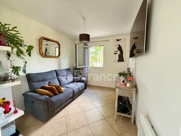 Maison à vendre 6 pièces LOURMARIN (84) 122m2 terrain 854 m2 garage 30 m2