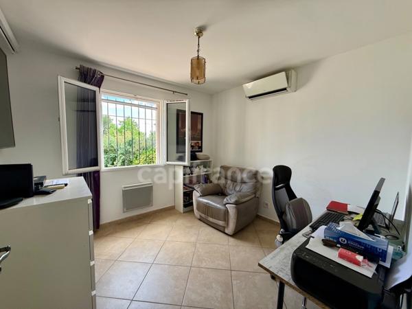 Maison à vendre 6 pièces LOURMARIN (84) 122m2 terrain 854 m2 garage 30 m2