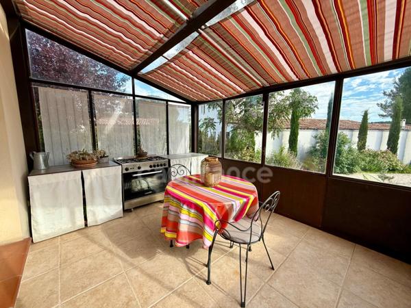 Maison à vendre 6 pièces LOURMARIN (84) 122m2 terrain 854 m2 garage 30 m2