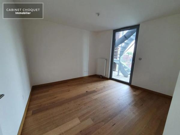F3 BIS AVEC PARKING ET ROOFTOP A LOUER - LILLE LOMME - 78.5 m 2 - 1 317 € charges comprises par mois