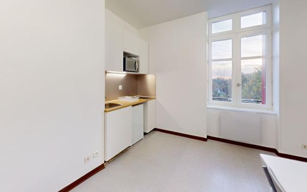 Appartement à louer    1 pièce • 19,77 m2 Salmiech