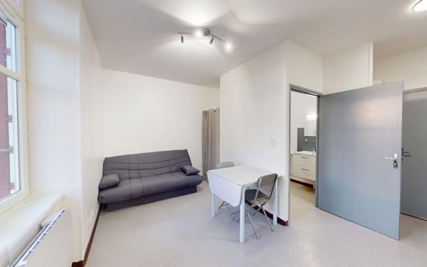 Appartement à louer    1 pièce • 19,77 m2 Salmiech