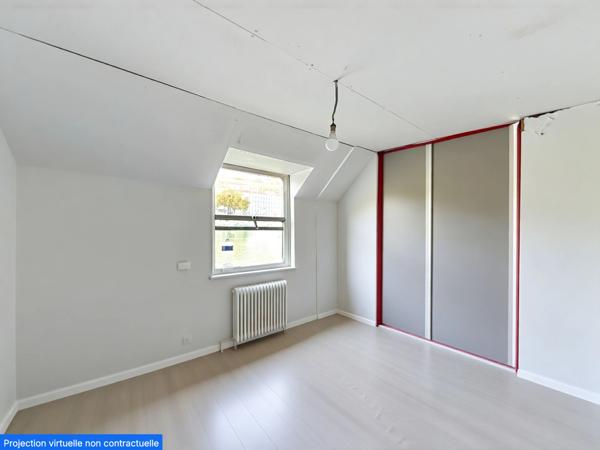 Péniche à rénover – 160m² sur le quai de Serbie, Lyon 6ème