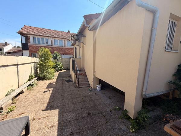 Maison Bobigny 4 pièce(s) 37.74 m2