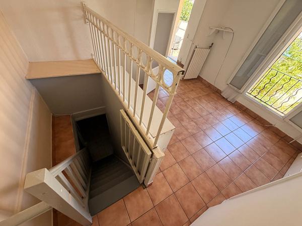 Maison Bobigny 4 pièce(s) 37.74 m2