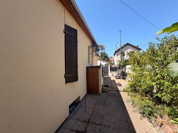 Maison Bobigny 4 pièce(s) 37.74 m2