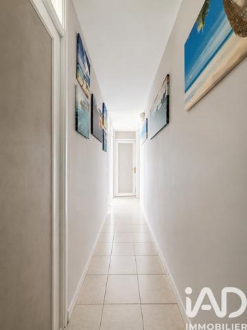 Appartement à vendre 5 pièces 79 m² Saint-Aubin-lès-Elbeuf