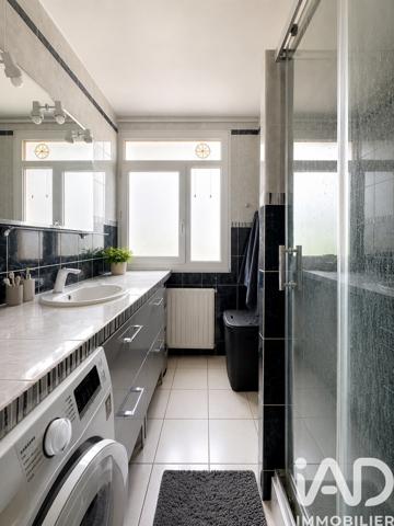 Appartement à vendre 5 pièces 79 m² Saint-Aubin-lès-Elbeuf
