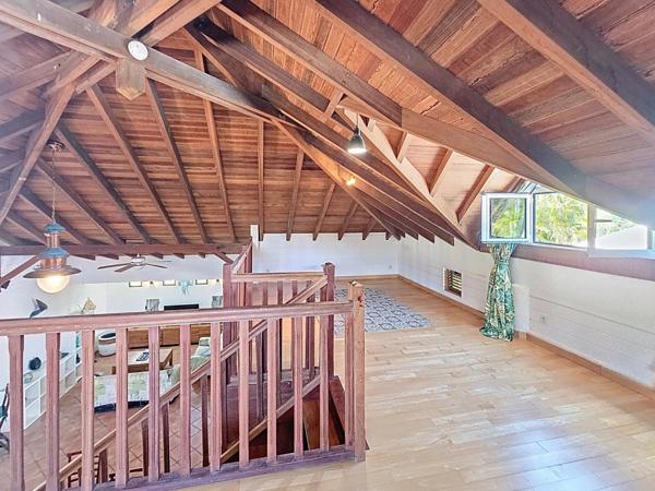 Villa piscine 4 pièces 120 m² au VAUCLIN