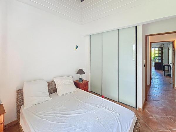 Villa piscine 4 pièces 120 m² au VAUCLIN