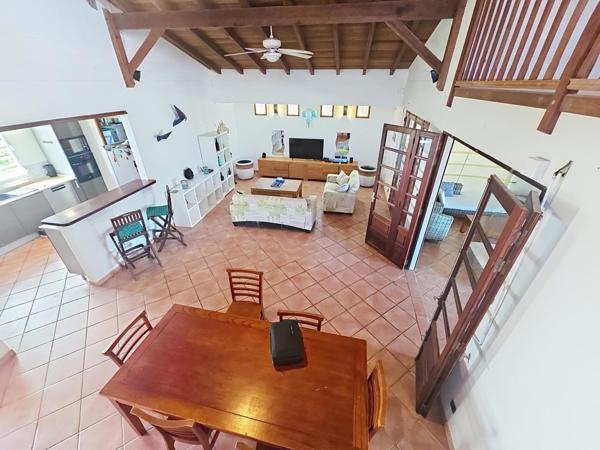 Villa piscine 4 pièces 120 m² au VAUCLIN