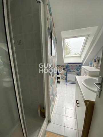 MAISON À VENDRE DE 6 PIÈCES DE 132,00 M²