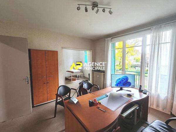 Argenteuil CENTRE-VILLE, Appartement 4 pièces 3 chambres avec box, balcon et cave €189 000 ** - Référence 4493