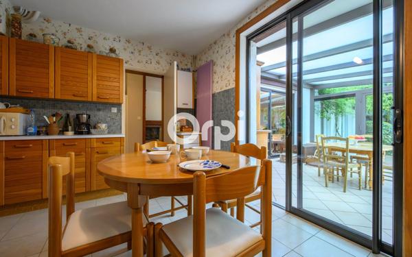 Maison à vendre    6 pièces • 124 m2 Saint-Amand-les-Eaux