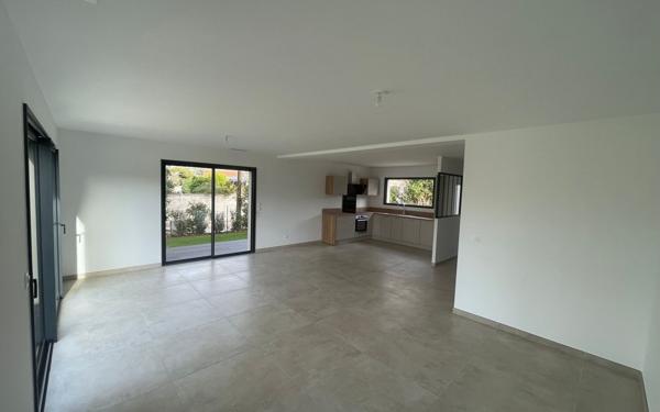 Maison à vendre    4 pièces • 94 m2 Six-Fours-les-Plages