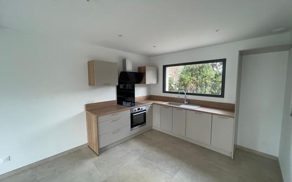 Maison à vendre    4 pièces • 94 m2 Six-Fours-les-Plages