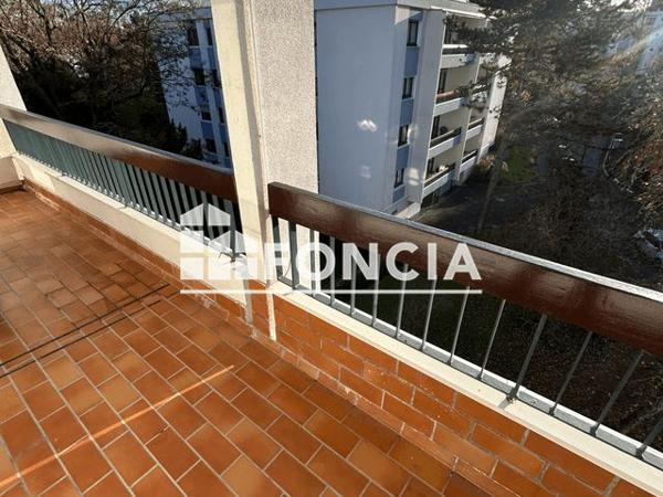 Location Appartement 4 pièces 83.76 m² - 9 rue Auguste Renoir Yerres 91330