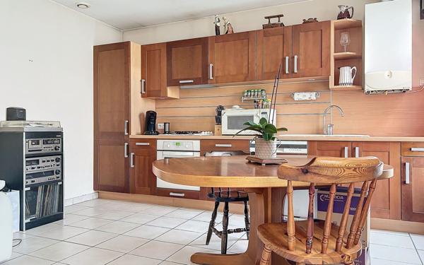 Appartement à vendre    2 pièces • 39,27 m2 Maisons-Alfort