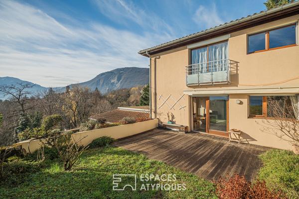 Appartement à réinterpréter avec terrasse, jardin et vue exceptionnelle