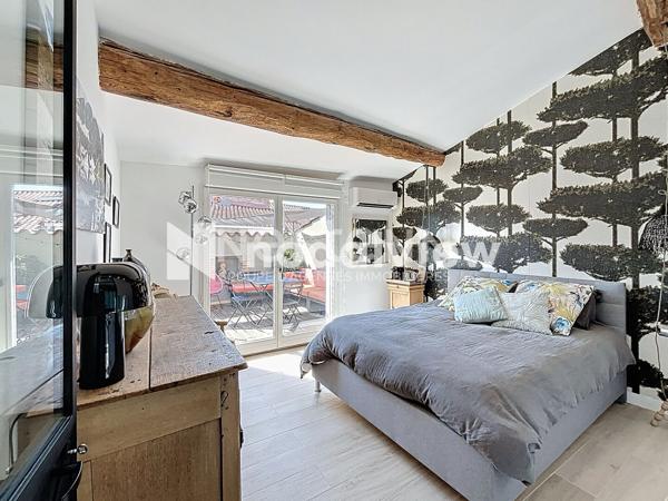 TORREILLES - A VENDRE Maison de caractère 4 pièces avec terrasse et garage