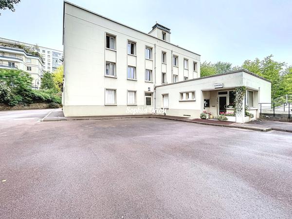 Appartement 1 pièce - 10 m² Exclusivité efficity