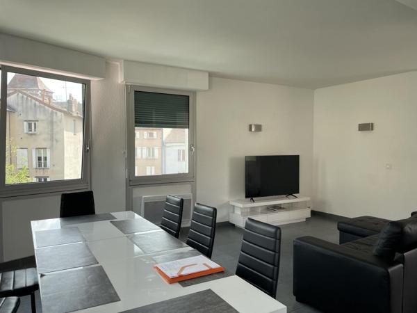 A saisir en centre-ville de Cusset (proche Vichy) très bel appartement de 85 m²