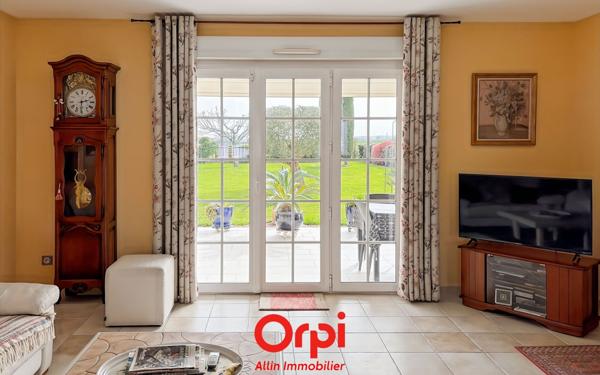 Maison à vendre    3 pièces •  Vallon-en-Sully