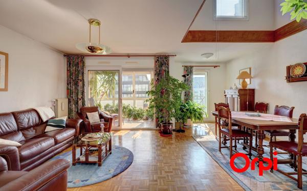 Appartement à vendre    5 pièces • 147,54 m2 Lyon 2