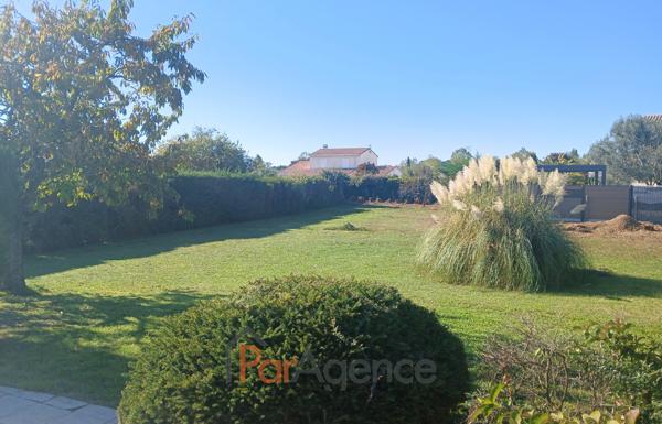 Maison plain-pied Vue dégagée Sous-sol complet