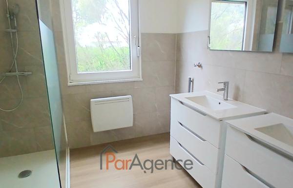 Maison plain-pied Vue dégagée Sous-sol complet