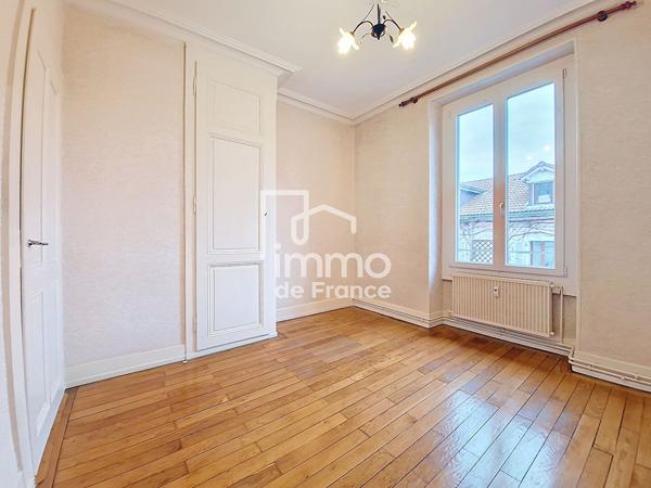 T2 BELLEGARDE SUR VALSERINE - 2 pièce(s) - 45 m2