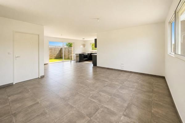 Maison à LA SUZE-SUR-SARTHE, 72210 - 5 pièces 115m²