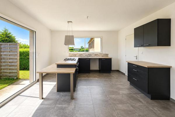 Maison à LA SUZE-SUR-SARTHE, 72210 - 5 pièces 115m²