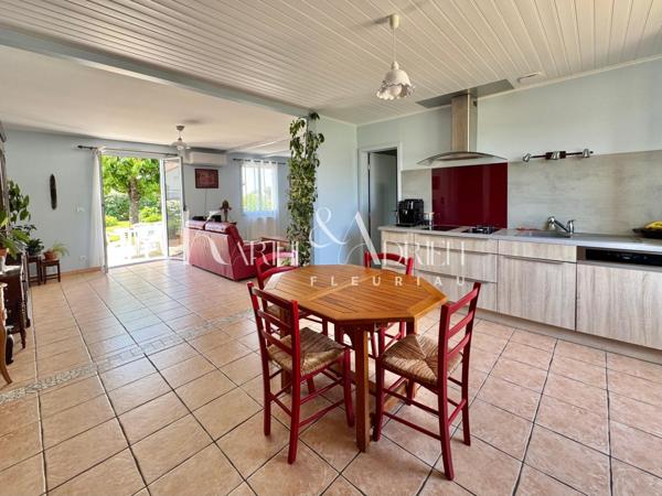 PLAIN-PIED 4 CHAMBRES, JARDIN, PRÉAU ET DÉPENDANCE