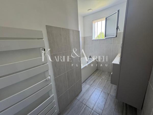 PLAIN-PIED 4 CHAMBRES, JARDIN, PRÉAU ET DÉPENDANCE