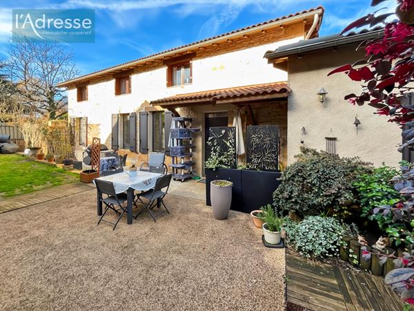 Propriété d'exception en pierre au coeur de Prayssac