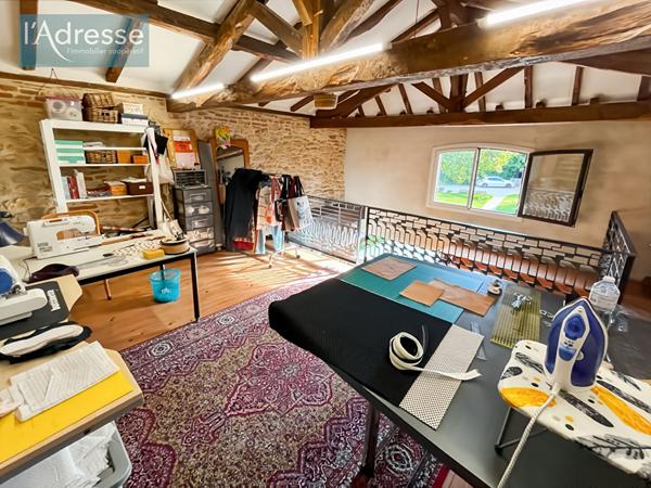 Propriété d'exception en pierre au coeur de Prayssac