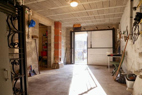 MAISON INDIVIDUELLE A RENOVER, SUR 9,35 ARES DE TERRAIN