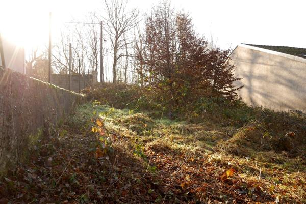 MAISON INDIVIDUELLE A RENOVER, SUR 9,35 ARES DE TERRAIN