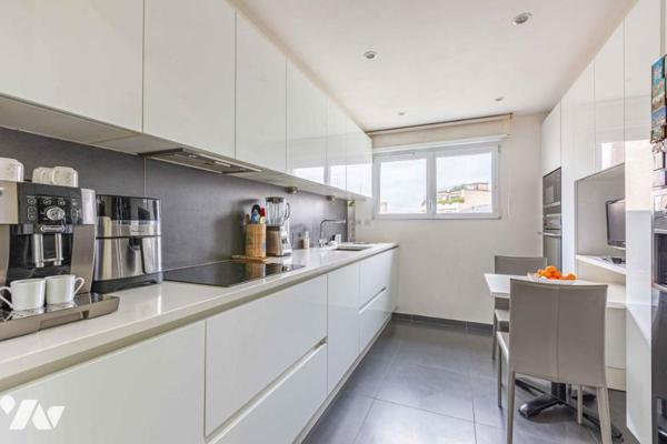 Appartement 100 m² - Quartier Champs-Élysées - PARIS 8